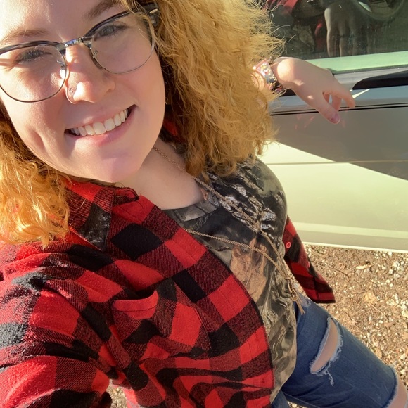 Meet your Posher, Rebecca - Picture 5 of 5